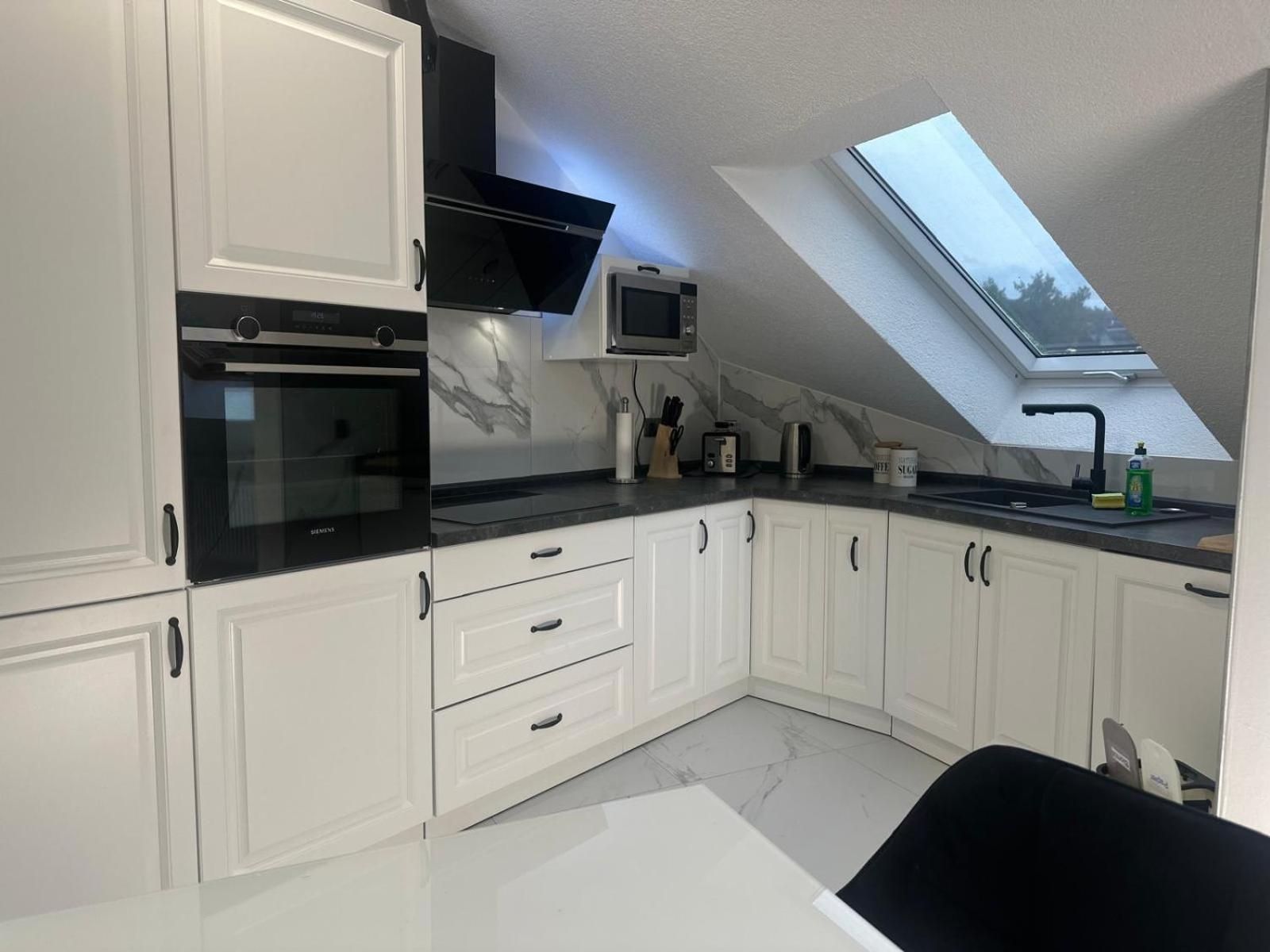 Flexible, Schoene Und Gut Aussehende Feriensuite Reutlingen Exterior photo